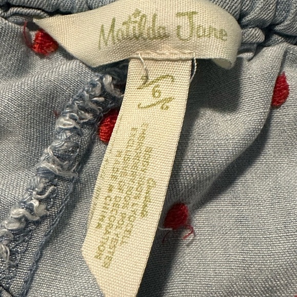 Matilda Jane Cameron Chambray Soft Denim Shorts Red Polka Dot Girl’s Size 6 - Picture 3 of 8